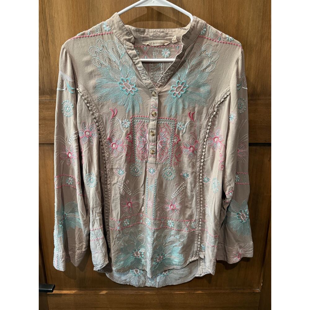 Soft Surroundings Women’s Embroidered Boho Blouse Beige Blue Pink‎ Size Small